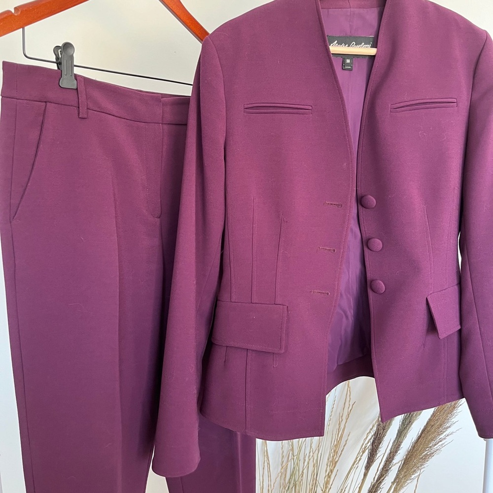 Sandra Augelozzi Women’s Purple 2 Piece suit Blazer and Pants